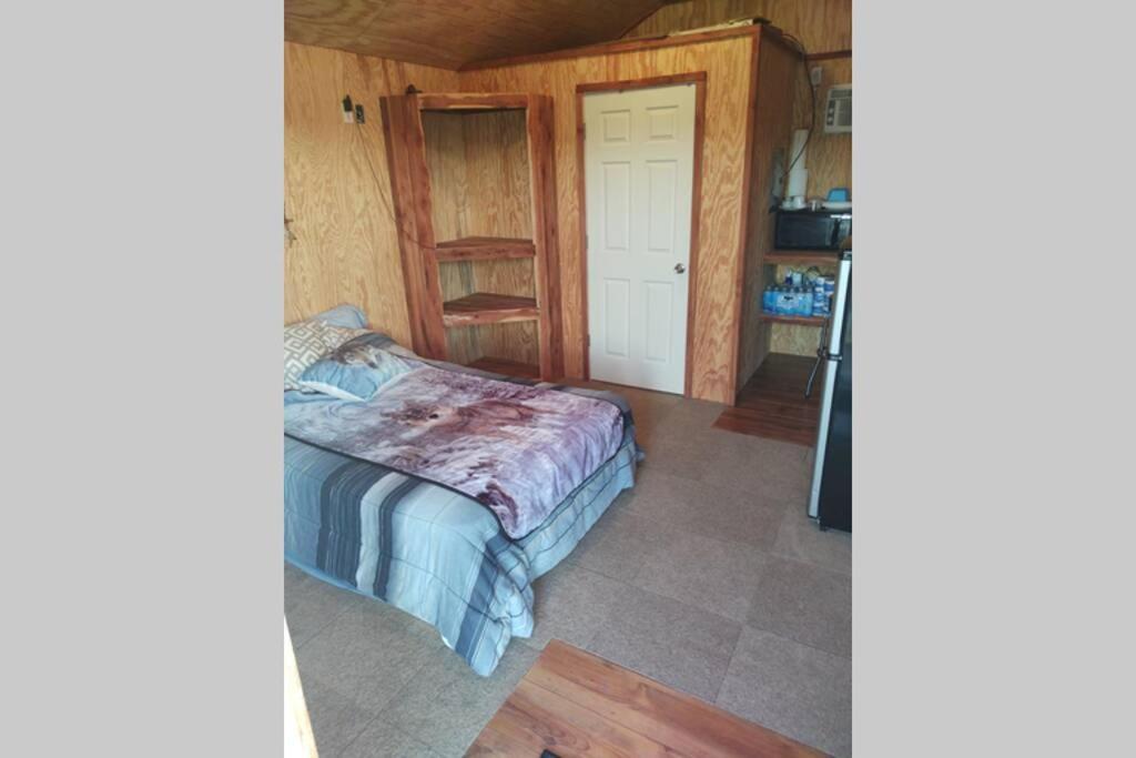 Tiny Cabin At The Donkeyranch Medicine Park ภายนอก รูปภาพ
